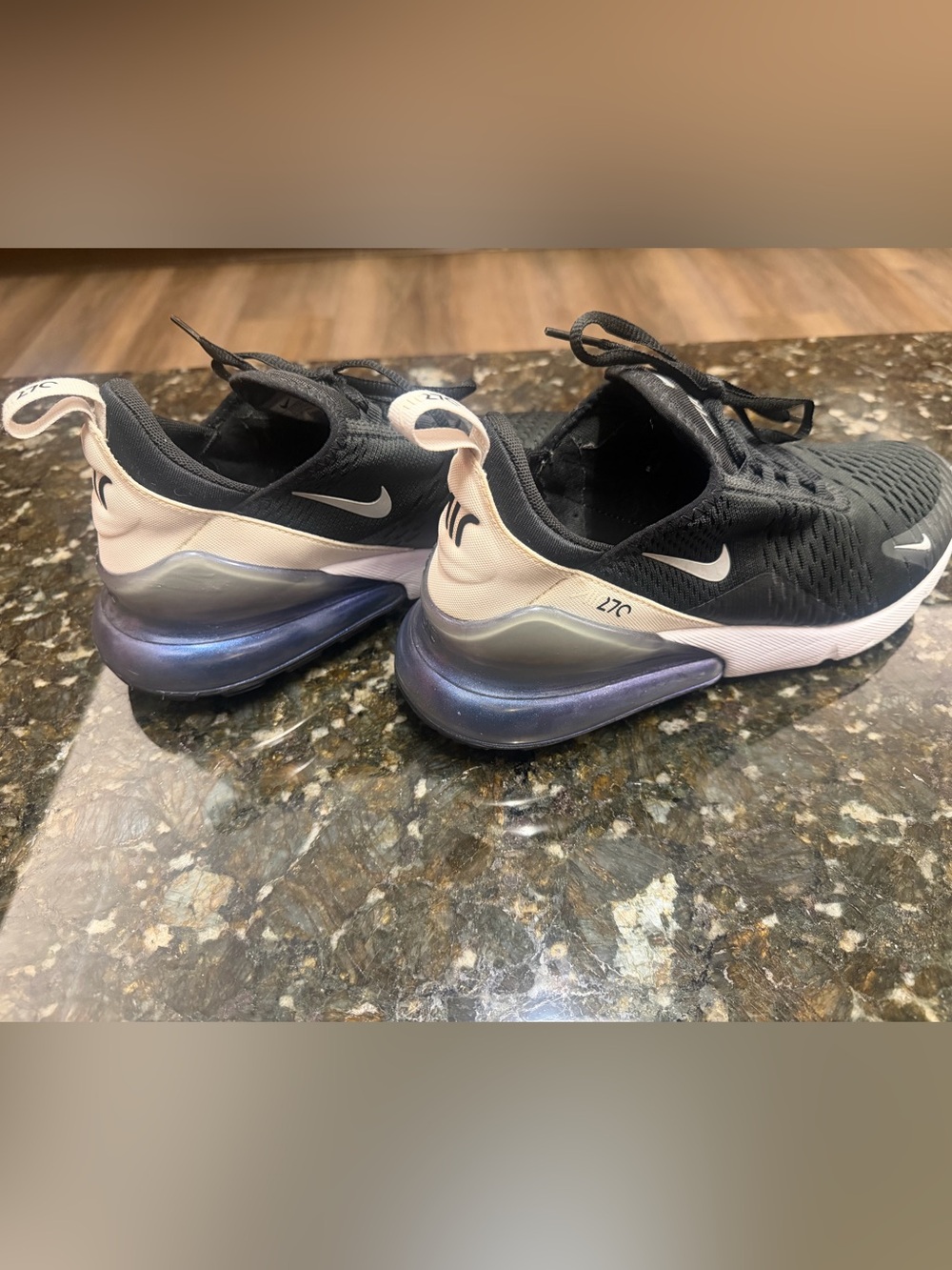 Nike Wome’s Black and White Air Max 270-Style Sneaker - Picture 3 of 6
